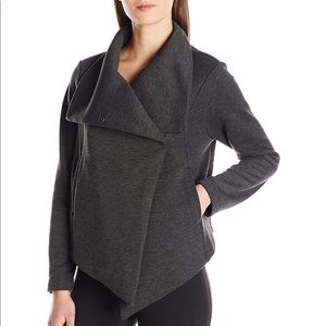 Lucy Women’s Lux Fleece Black Heather Wrap SzSmall